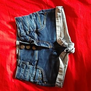 Jean shorts summer Hot kiss got the life size 1